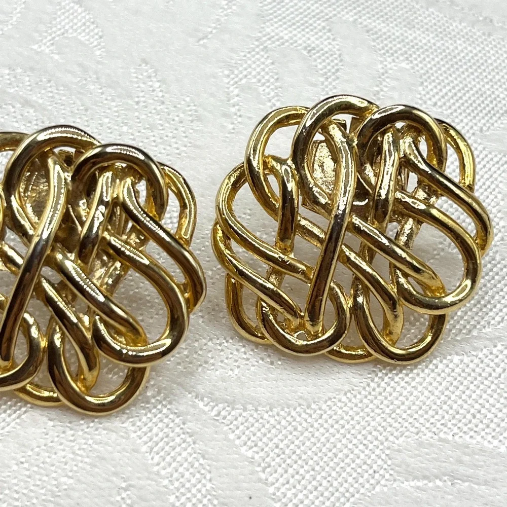 Vintage Gold Tone Coil Swirl Twist Knot Shoe Clips | Comes w/ Gift Box